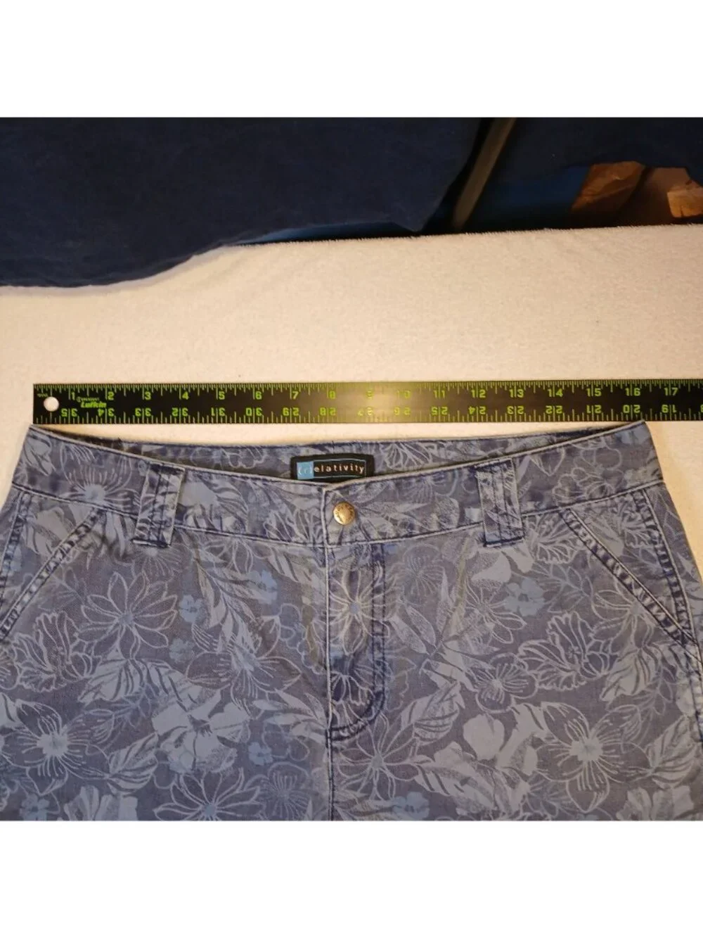 Relativity Bermuda Short Size 12P Blue Floral-Print 100% Cotton Casual Summer
